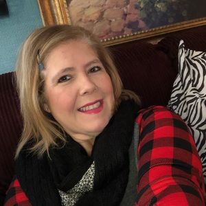 Meet your Posher, Renee